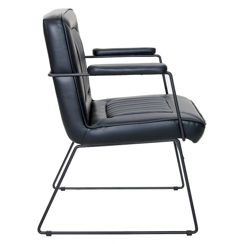 Fauteuil en similicuir  piètement luge